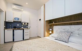 Garzoto Rooms And Studios